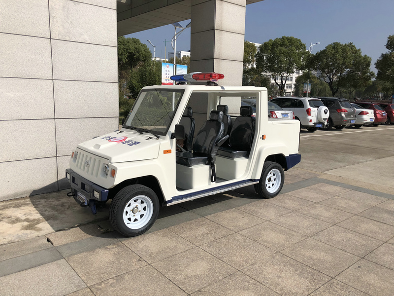 芜湖职业技术学院采购悍马巡逻车